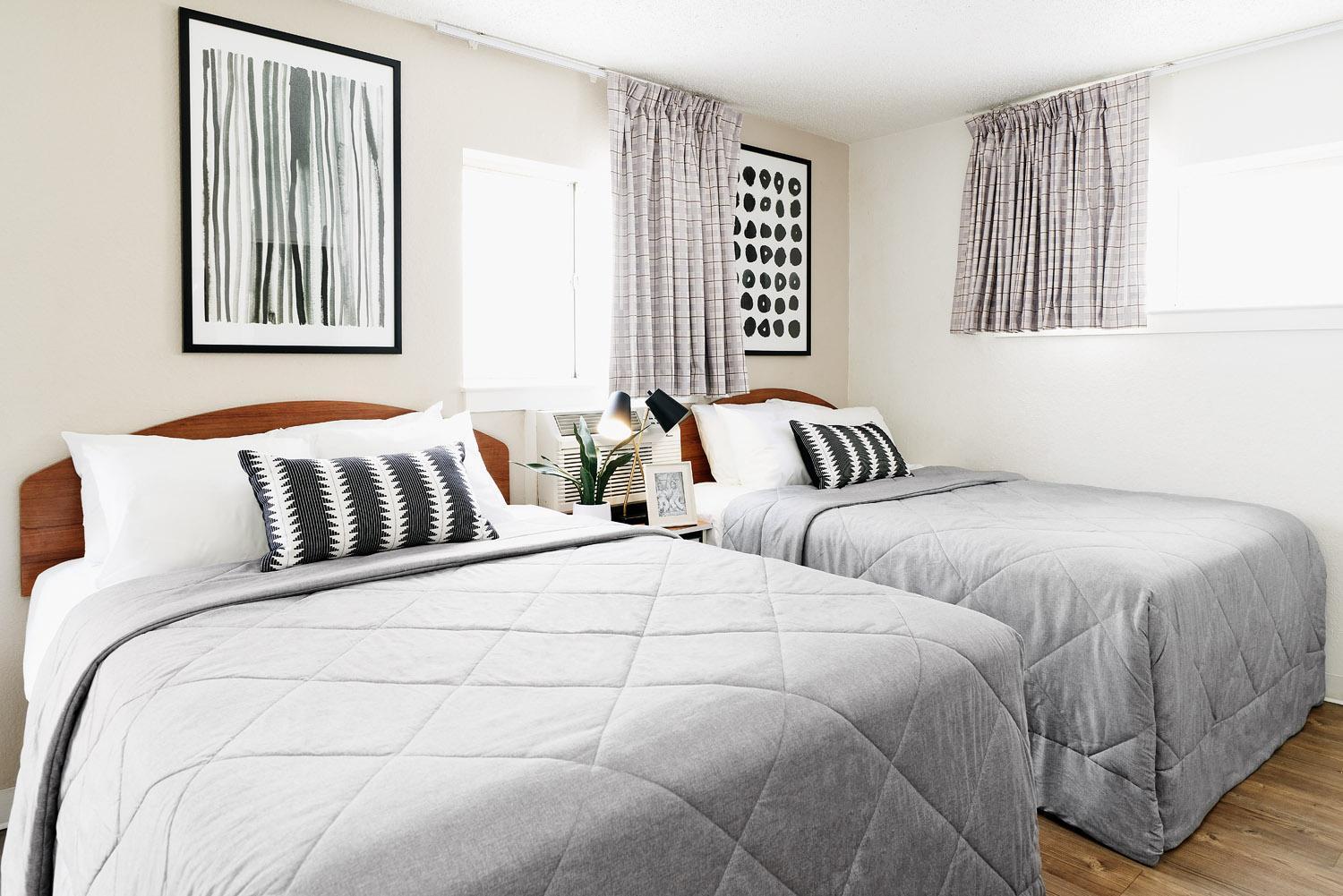 Where to Stay Near Rhyne Park: 5 Budget Hotels in Smyrna
