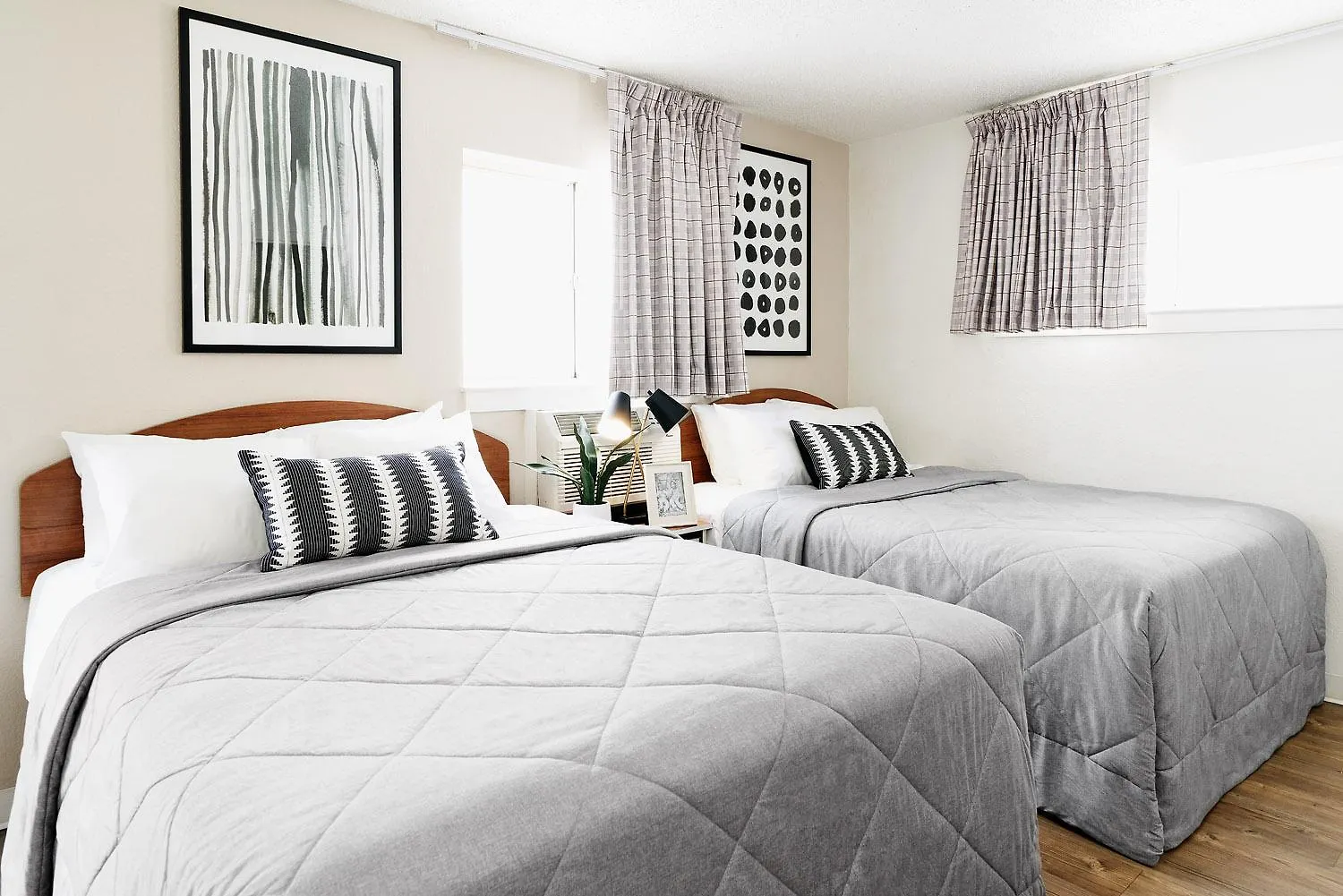 Where to Stay Near Rhyne Park: 5 Budget Hotels in Smyrna