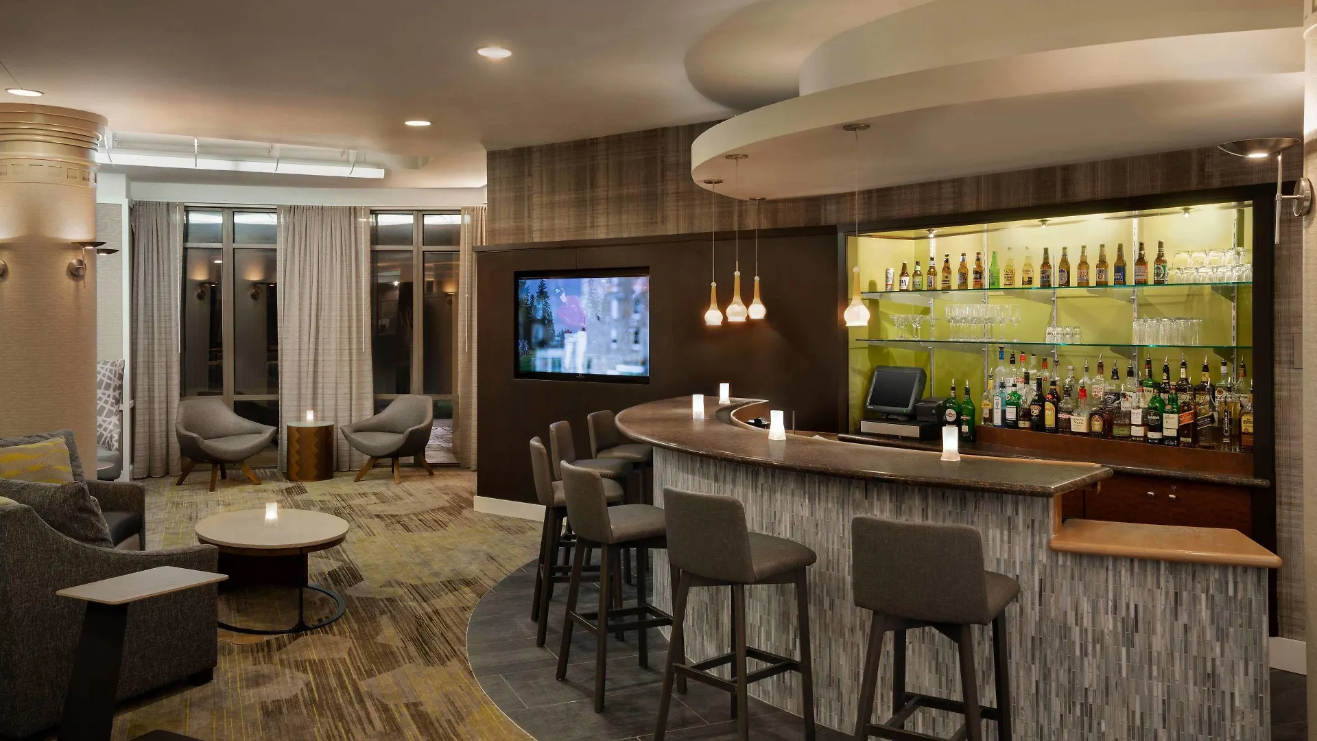Where to Stay for Less: 8 Budget Hotels in Hudson Valley