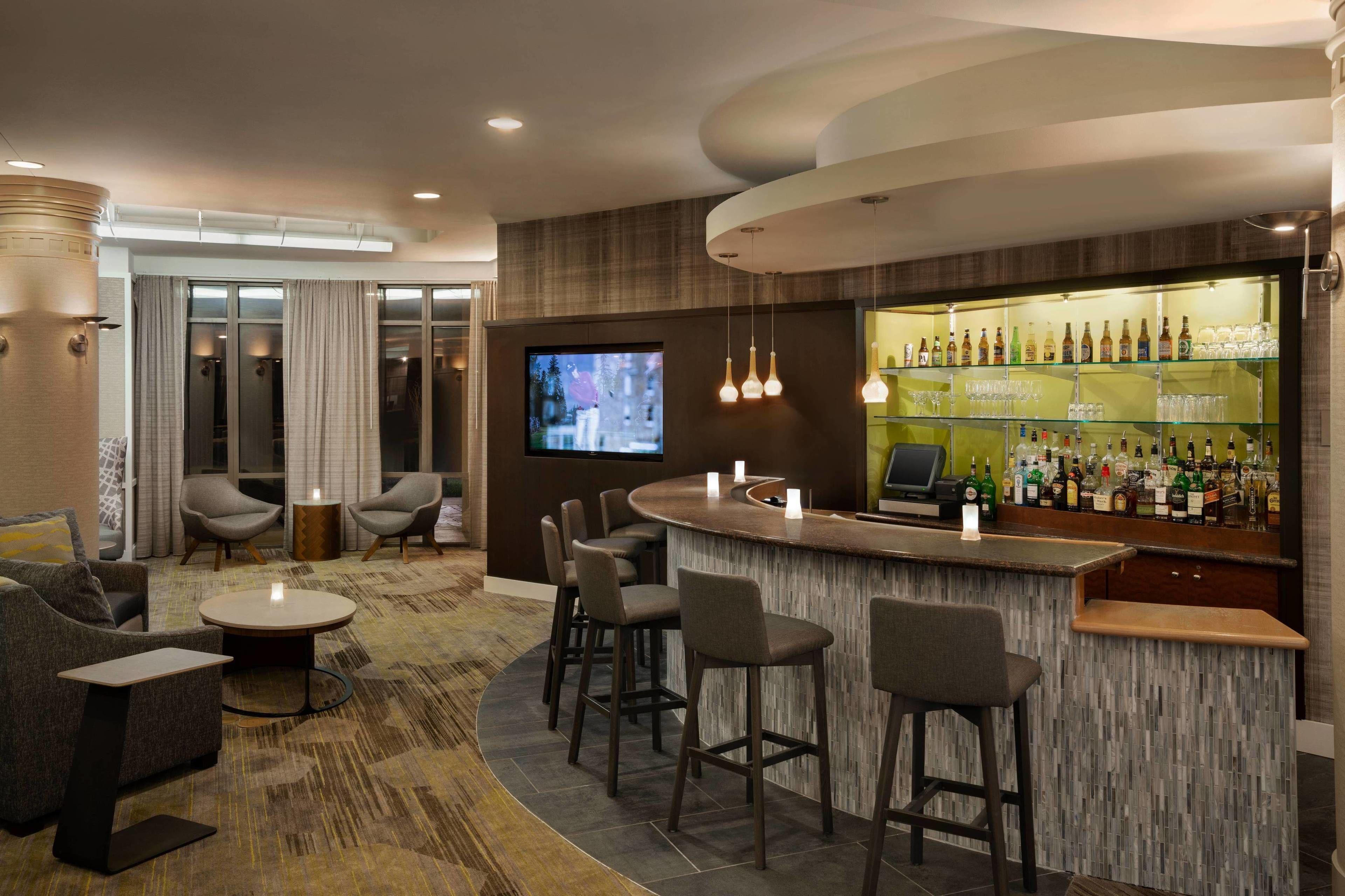 Where to Stay for Less: 8 Budget Hotels in Hudson Valley